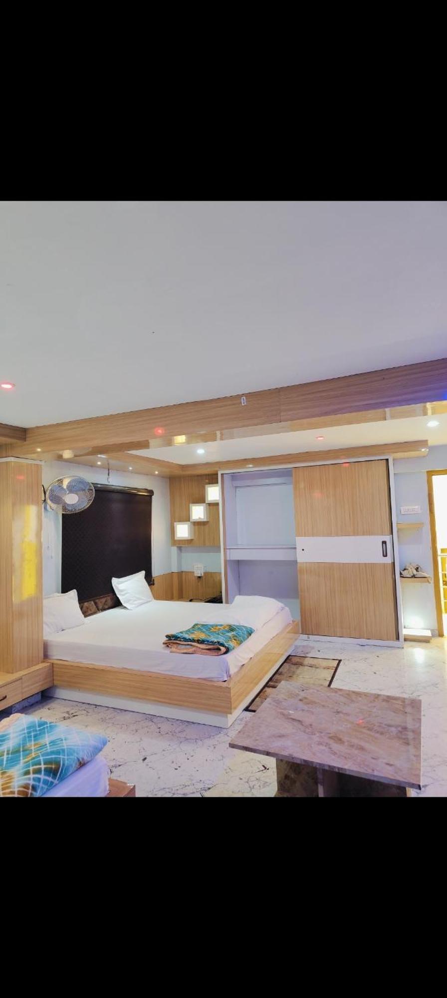 The Maheshwari Residency Hotel Ayodhya Exterior foto